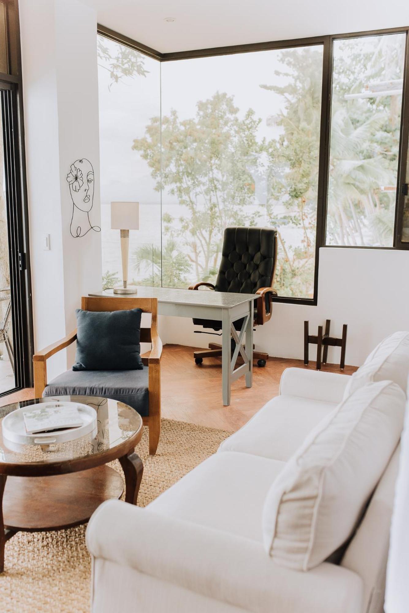 The French Villa-Santander Cebu Ngoại thất bức ảnh